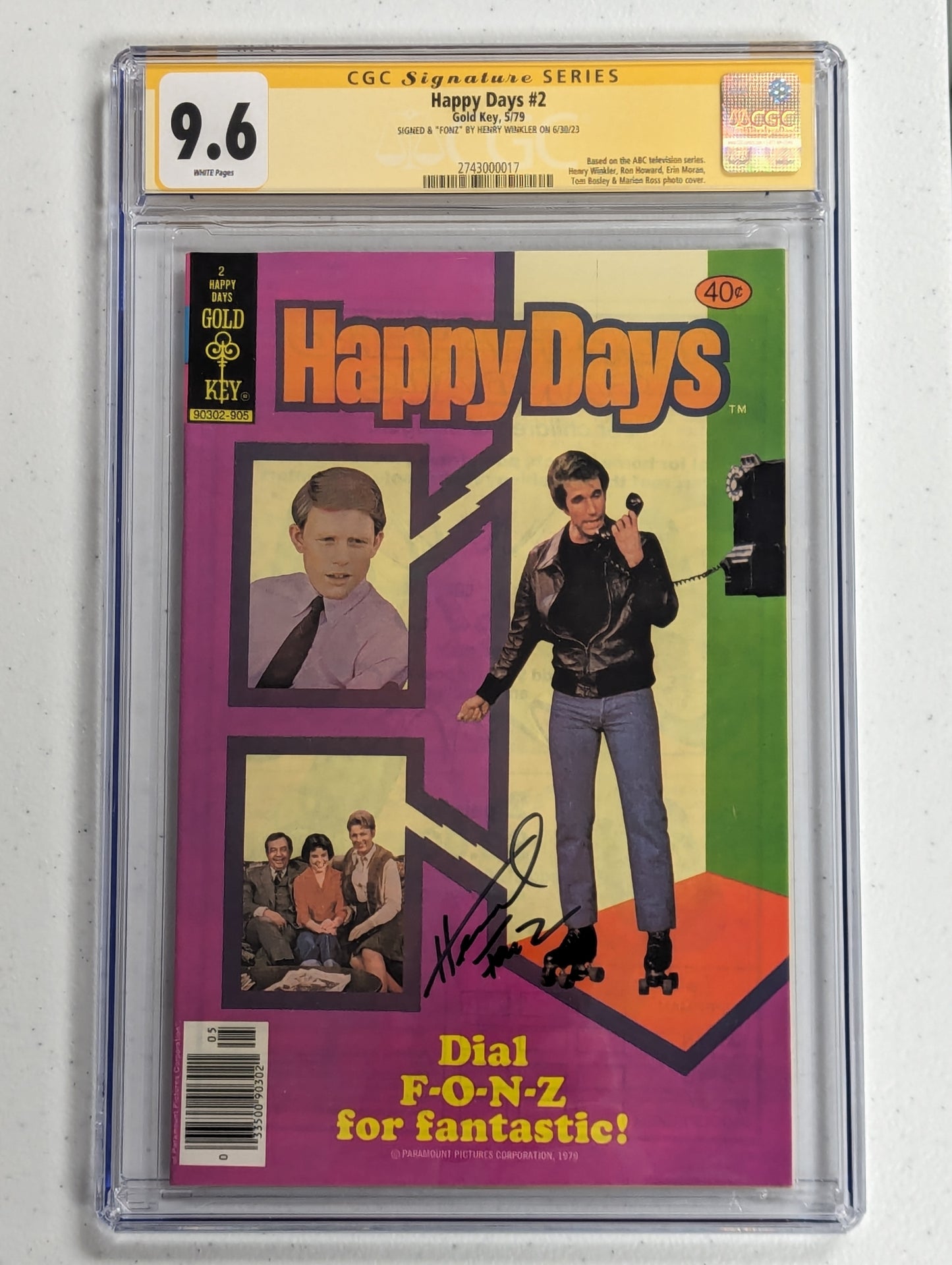 Happy Days #2 (1979) - CGC SS 9.6 - Signed by Henry Winkler "Fonz"